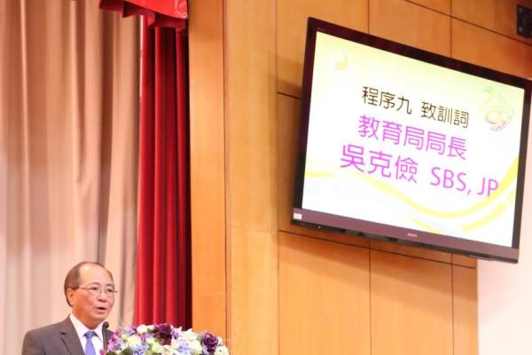 吳克儉局長為各同學致訓詞。