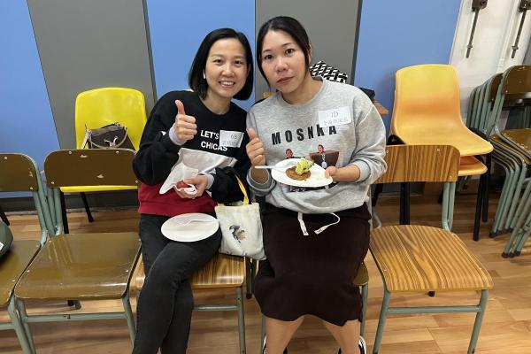不同年級的學生家長透過「三個朋友Binbingo｣遊戲互相認識，建立友誼。