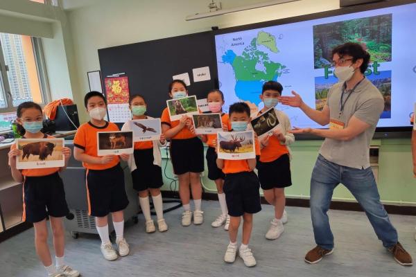 Students are interested in learning about different animals in America.